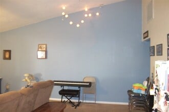 2035 Continental Ave in Tallahassee, FL - Building Photo - Building Photo