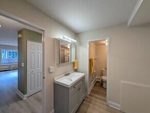 29 Prospect Ave NE, Unit 7 in Grand Rapids, MI - Building Photo - Building Photo