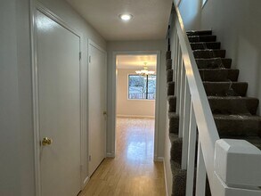 7134 SW 182nd Ave in Beaverton, OR - Building Photo - Building Photo