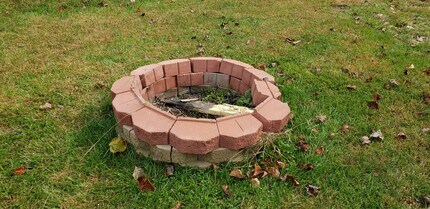 5005 Emberly Dr in McLeansville, NC - Foto de edificio - Building Photo