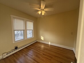 1647 Oak Park Ave in Berwyn, IL - Building Photo - Building Photo