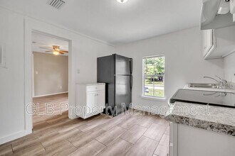 735 Marion St in Daytona Beach, FL - Building Photo - Building Photo