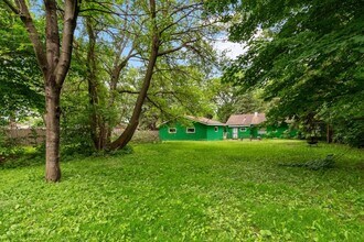 1210 Blaine Dr in Madison, WI - Building Photo - Building Photo