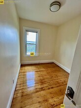 22 Anita Ter, Unit 3 in Boston, MA - Building Photo - Building Photo