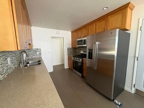 1828 Parkdale Way in San Jose, CA - Building Photo - Building Photo