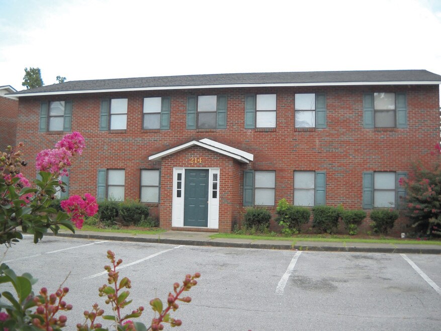 Sandy Run MBC Apartments and Nearby Jacksonville Apartments For Rent