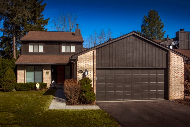 4176 Wabeek Lake Dr S in Bloomfield Hills, MI - Building Photo - Building Photo