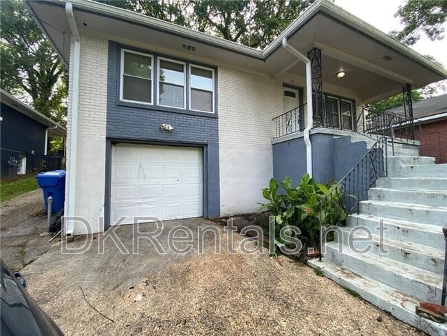 property at 257 Barfield Ave SW