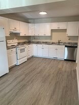 25 Sunflower Rd, Unit D