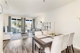 801 S 2nd St in Alhambra, CA - Building Photo - Building Photo