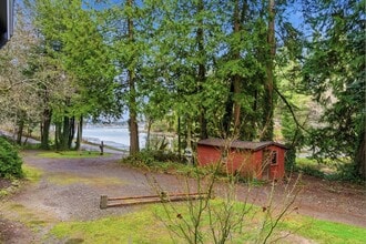 16141 Thorpe Rd NE in Poulsbo, WA - Building Photo - Building Photo