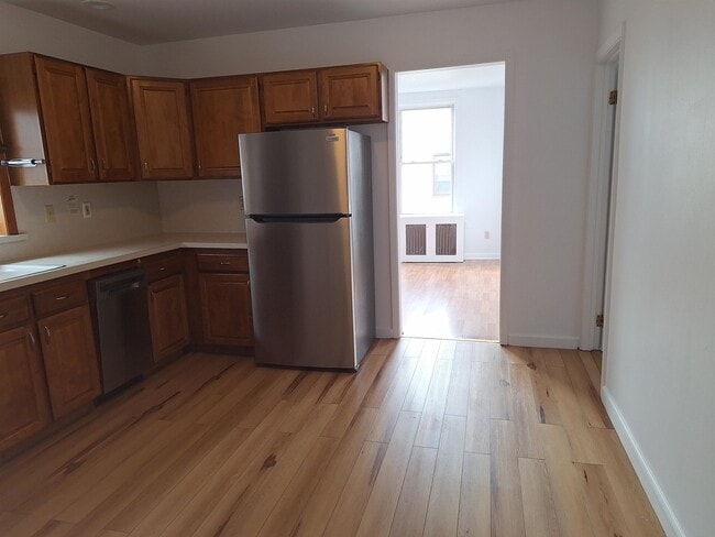 589 AVENUE A Ave in Bayonne, NJ - Building Photo - Building Photo