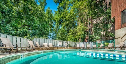1441 Beacon St, Unit 601 in Brookline, MA - Building Photo - Building Photo