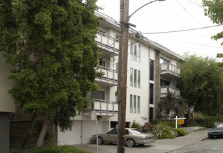 10 Moss Ave in Oakland, CA - Building Photo - Building Photo