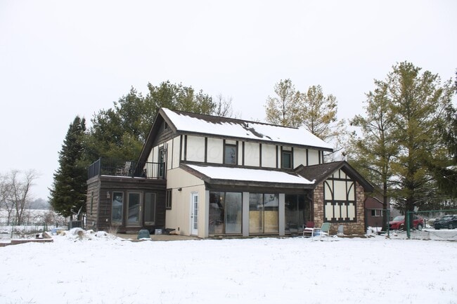 4585 Homer Rd NW in Centerburg, OH - Building Photo - Building Photo