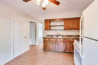 333 Short St in Lemont, IL - Building Photo - Building Photo