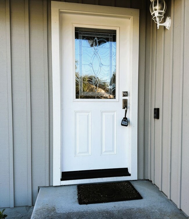 1513 Mary Pl in Rohnert Park, CA - Building Photo - Building Photo