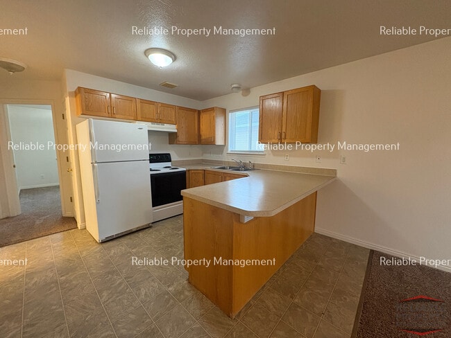 620 Linden Dr, Unit 3 in Idaho Falls, ID - Building Photo - Building Photo