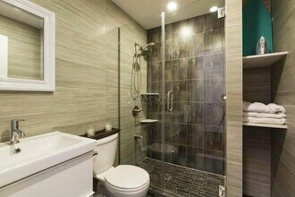 447 11th St-Unit -2 in Brooklyn, NY - Building Photo - Building Photo