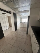 461 NW 107th Ave, Unit 204 in Miami, FL - Building Photo - Building Photo