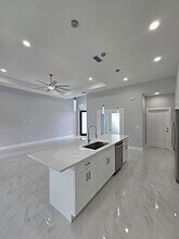 2738 Santa Barbara Blvd N in Cape Coral, FL - Building Photo - Building Photo