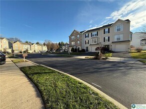 4046 Clubhouse Ct in Center Valley, PA - Building Photo - Building Photo