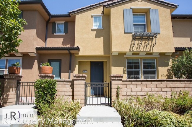 2868 E Via Fiano in Ontario, CA - Building Photo - Building Photo