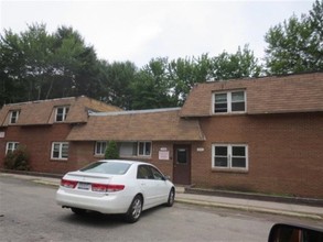 10 Dorm Dr in Hurleyville, NY - Building Photo - Building Photo