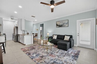 210 3rd St W in Bradenton, FL - Building Photo - Building Photo