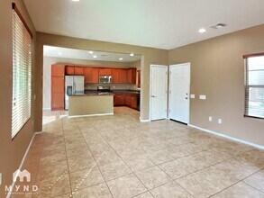 10991 E Midnight Moon Ln in Tucson, AZ - Foto de edificio - Building Photo