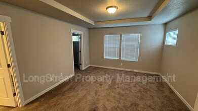 5727 NW Torchcrest Pl in Corvallis, OR - Building Photo - Building Photo