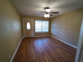 1402 Hillcrest Dr in Sherman, TX - Building Photo - Building Photo