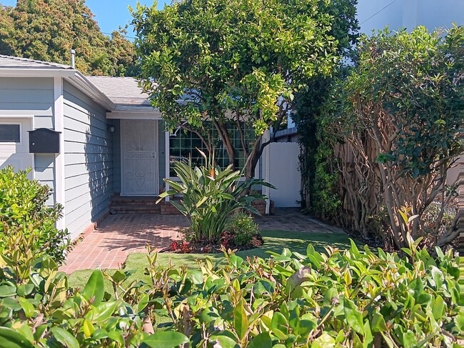 property at 2330 Frey Ave