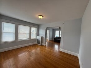 527 Gallivan Blvd in Boston, MA - Building Photo - Building Photo