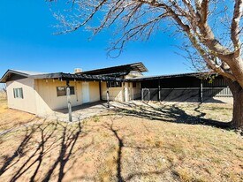 7600 N Judy Ln in Hobbs, NM - Building Photo