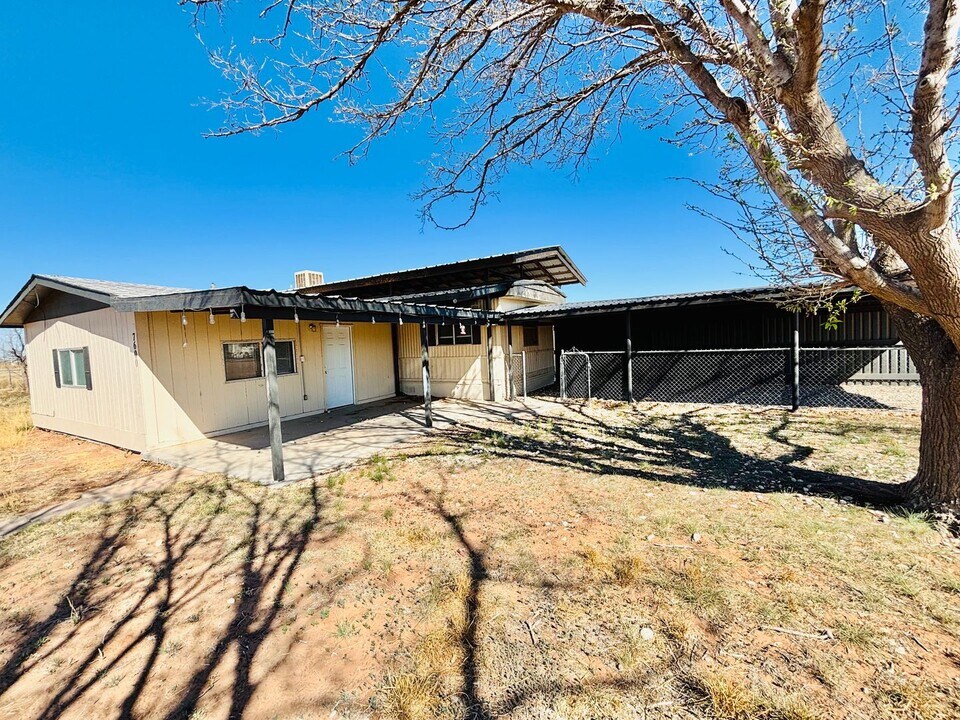 7600 N Judy Ln in Hobbs, NM - Building Photo