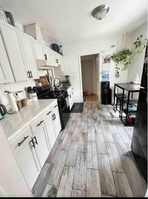 10 Maolis Ave in Bloomfield, NJ - Building Photo - Building Photo