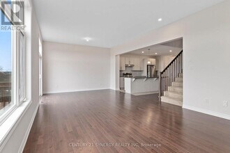 405 Ventoux Ave in Ottawa, ON - Building Photo - Building Photo