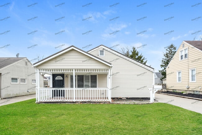 property at 2822 9th St