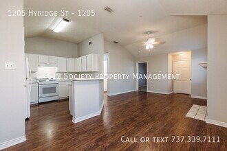1205 Hyridge St in Round Rock, TX - Building Photo - Building Photo