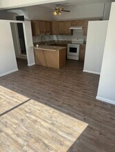 131 Naugatuck Ave in Milford, CT - Building Photo - Building Photo