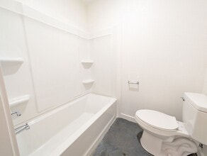 2400 Brookridge Dr in Texarkana, AR - Building Photo - Building Photo