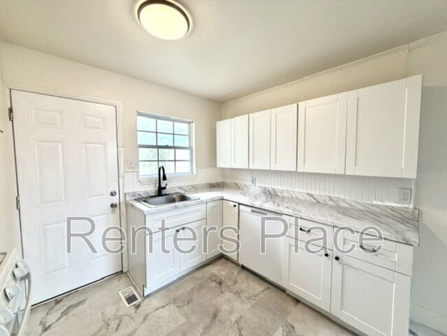 229 East 28th St N in Tulsa, OK - Building Photo - Building Photo