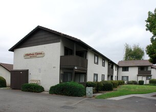 Chateau Caron in Rohnert Park, CA - Foto de edificio - Building Photo