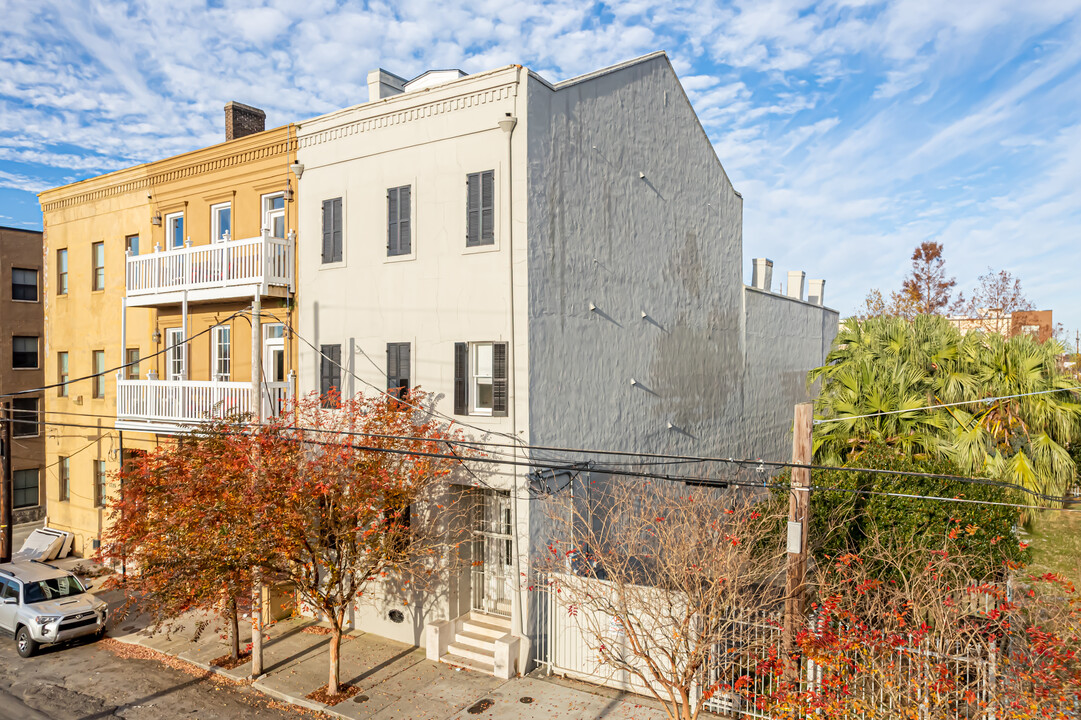 1717 Carondelet St in New Orleans, LA - Building Photo