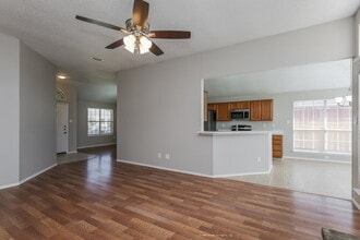 808 Dawson St in Cedar Hill, TX - Building Photo - Building Photo