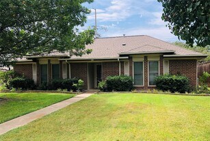 229 Glenwood Dr in Coppell, TX - Building Photo