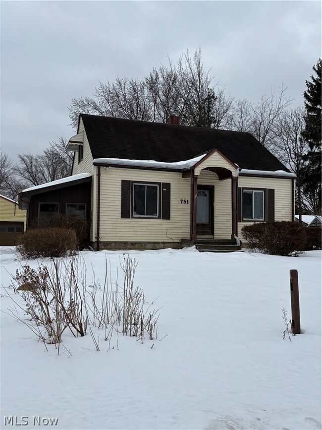 property at 751 Wilbur Ave