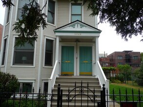 2648 N Greenview Ave, Unit APT 2 in Chicago, IL - Building Photo - Building Photo