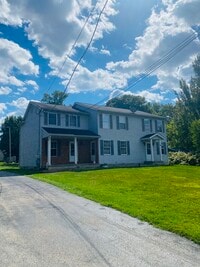 3102 Perrydale St NW